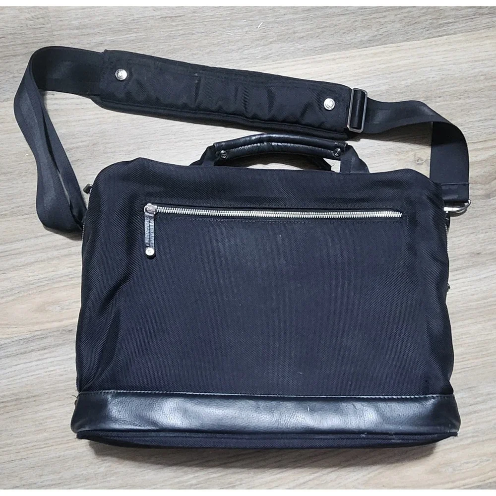 Booq Cobra Brief 15